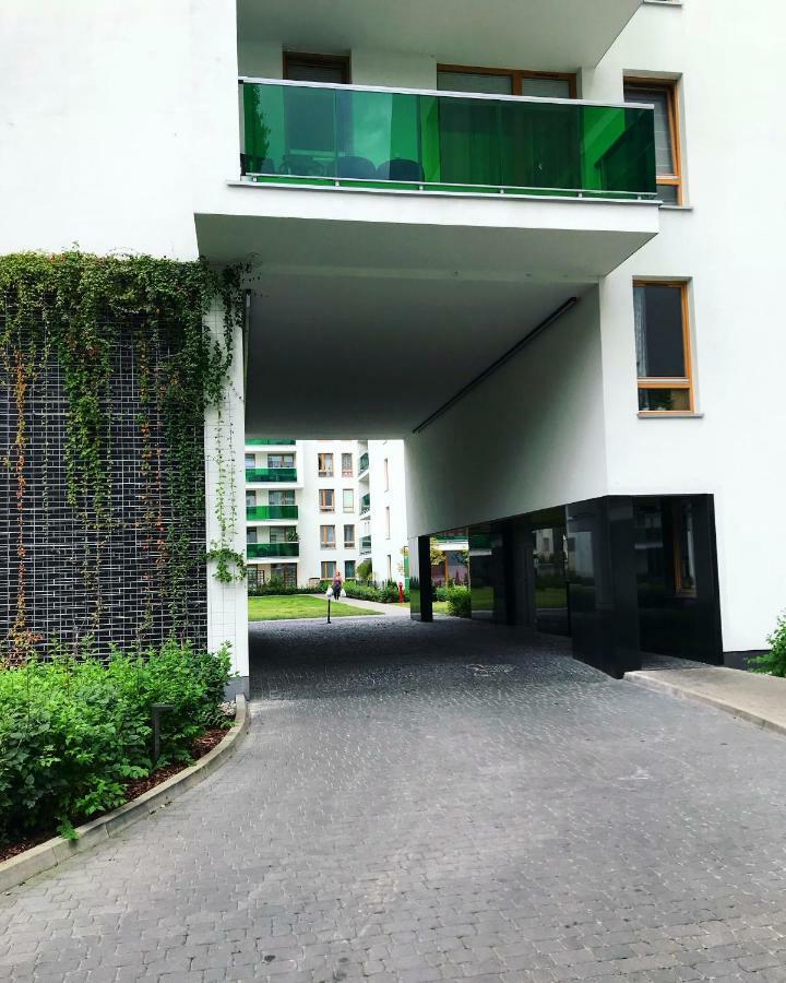 Shiraz Trio Apartament ワルシャワ エクステリア 写真