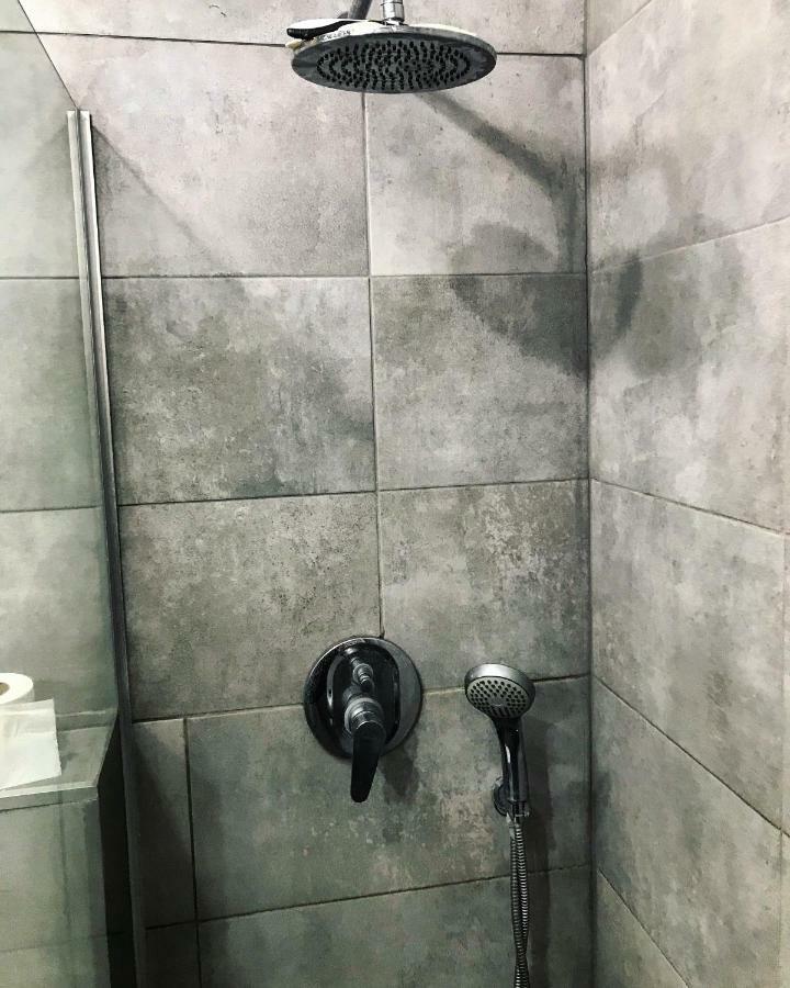 Shiraz Trio Apartament ワルシャワ エクステリア 写真